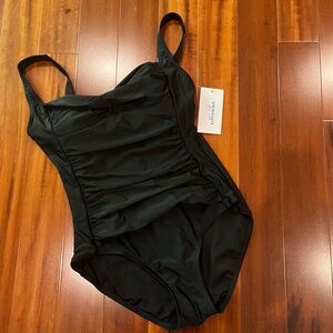 New NWT Swimsuits For All Black Onepiece Swimsuit Ruche Adjustable Straps Sz 10